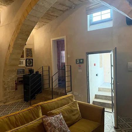 Bed & Breakfast 3 Doni 3*